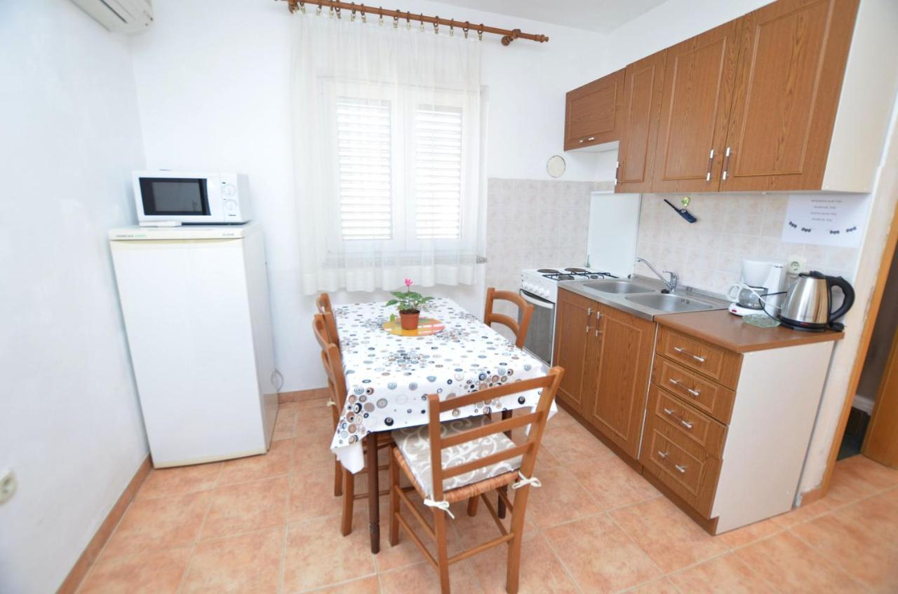 Apartment Anton เซรส ภายนอก รูปภาพ